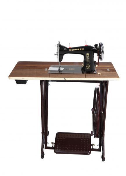 Check Manual Sewing Machine Price at Singer India