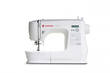 Singer FM 8280 Motorised Automatic Zig-Zag Electric Sewing Machine, 7  Built-in Stitches, 24 Stitches Functions, Automatic Needle Threader (White)  : : Home & Kitchen